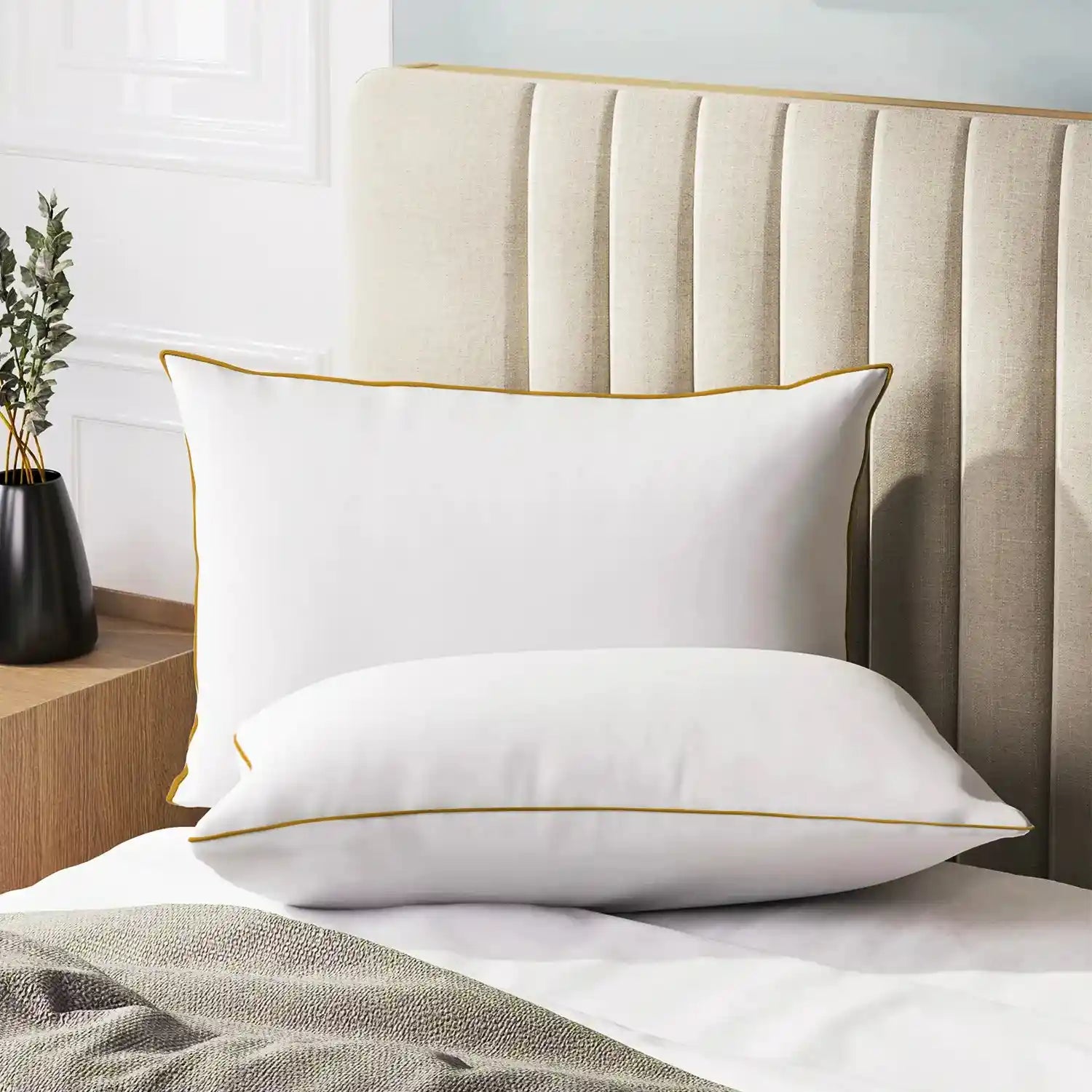 Microfiber Pillow with Piping (Hotel Pillow)